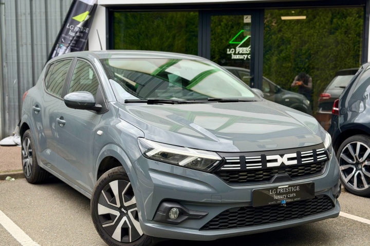 DACIA SANDERO