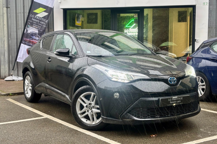TOYOTA C-HR HYBRIDE MY23